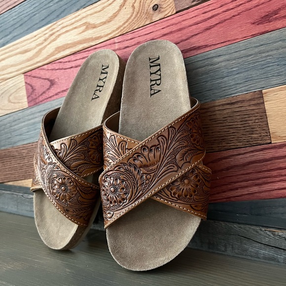 New Release Amazing Myra Bag Handmade Tooled Genuine Leather Spring Sandals - Picture 5 of 11